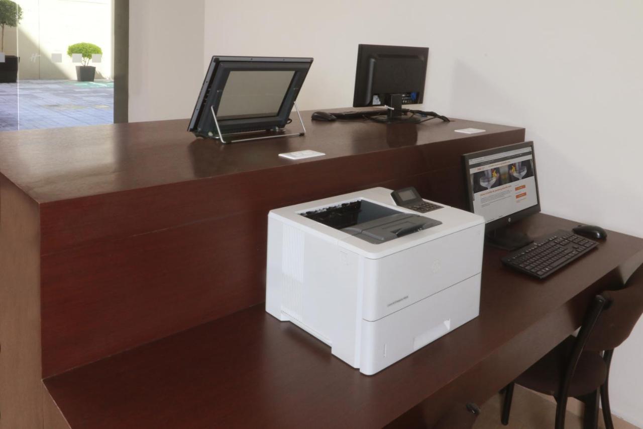 Hotel Express Aeropuerto By Ihg 4*