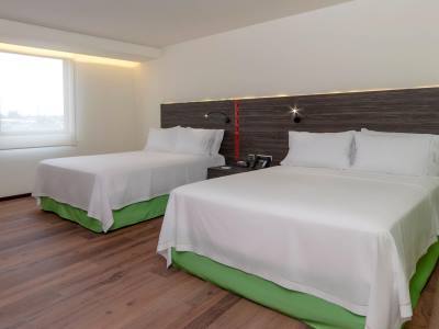 Express Aeropuerto By Ihg Hotel