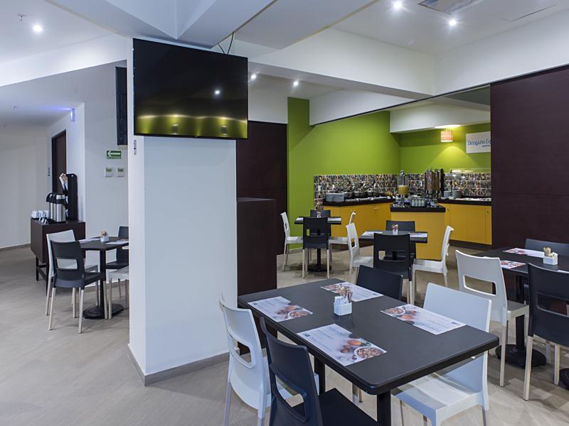 Hotel Express Aeropuerto By Ihg
